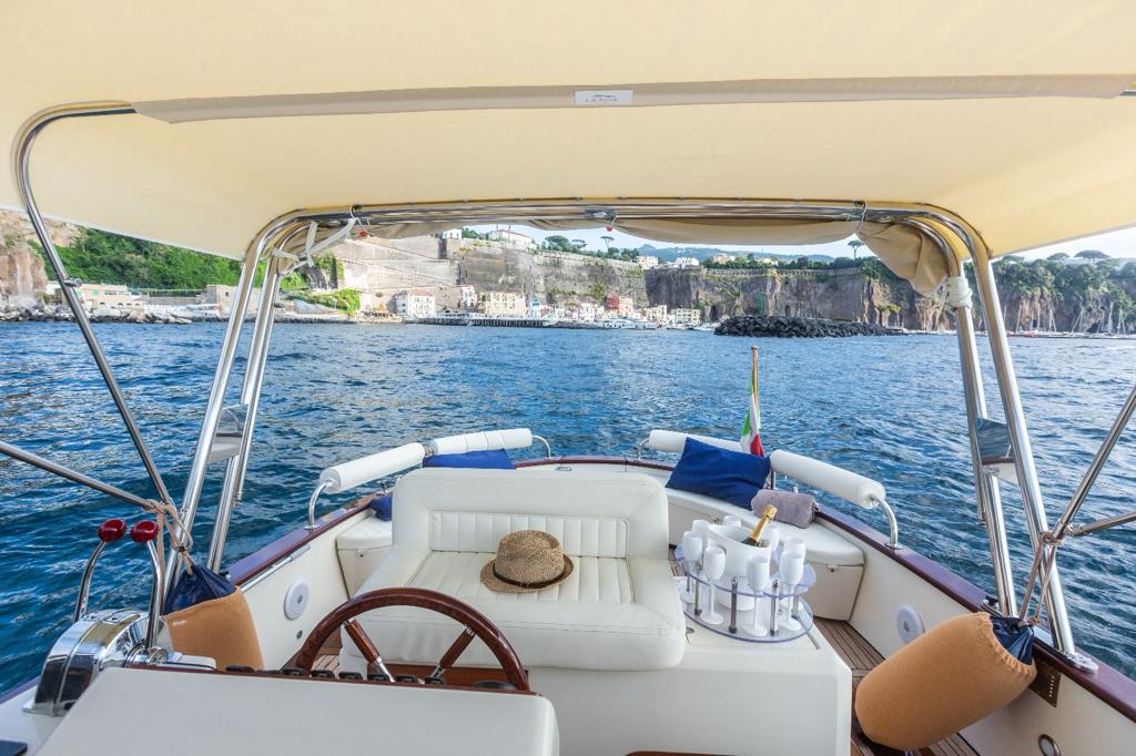 private boat tours sorrento italy